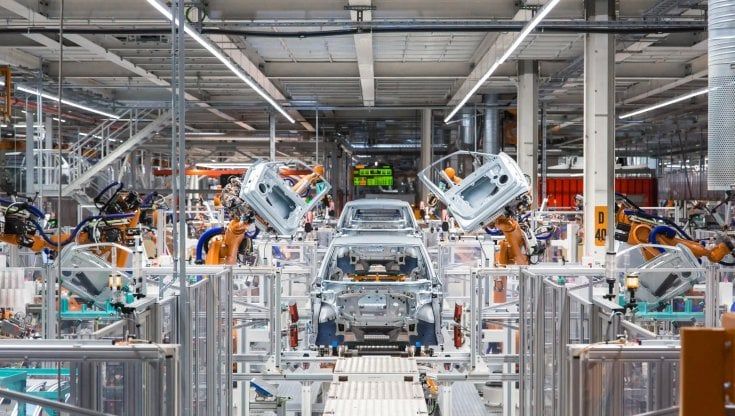 Incentivi auto e moto sbloccati: sconto fino a 5mila euro. Ecco come funzionano