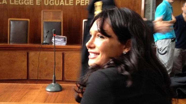 Il caso Minetti esplode in Uruguay, interrogazioni al governo:“Faro sull’istituto per minori”