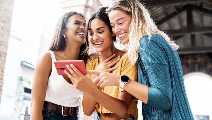 Elettronica, il rimbalzo dei negozi: per il cliente ora servizi su misura