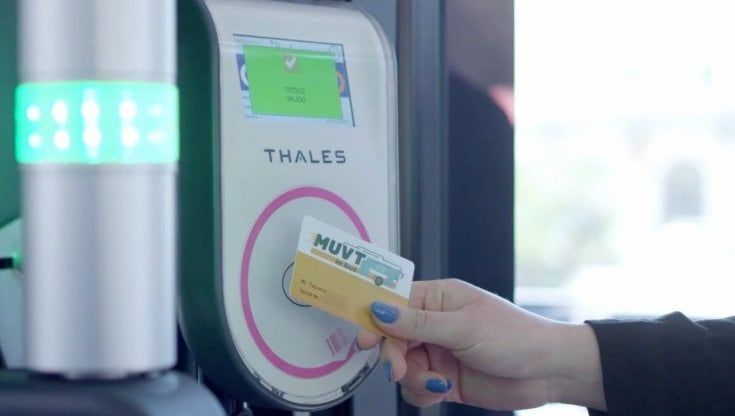 Bus a 20 euro all'anno a Bari, 11.500 abbonamenti sottoscritti in 15 giorni: è più della metà di quelli disponibili