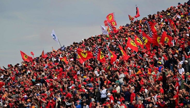 A Imola di padre in figlio: l'onda rossa torna dopo 16 anni