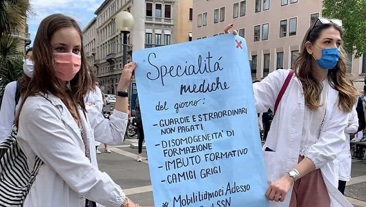 Tagli alla sanità, la lettera sfogo di 15 medici di famiglia: "Siamo assediati, sempre più difficile curare i pazienti"
