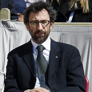 Migranti, il presidente di Azione cattolica Truffelli: "Salvini non parli a nome del popolo delle parrocchie"