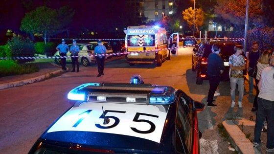 Bari, agguato a colpi di pistola a Poggiofranco: ferito un 17enne, non è in pericolo di vita