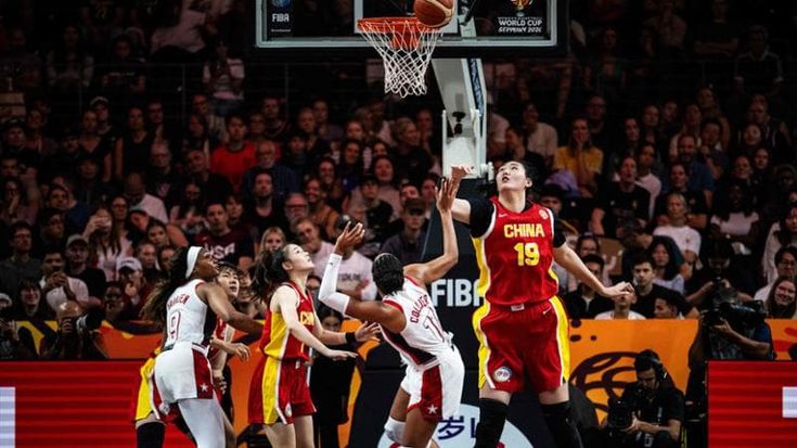 La cinese Zhang sulla strada dell’Italia al Mondiale: 223 cm, è la giocatrice più alta di sempre