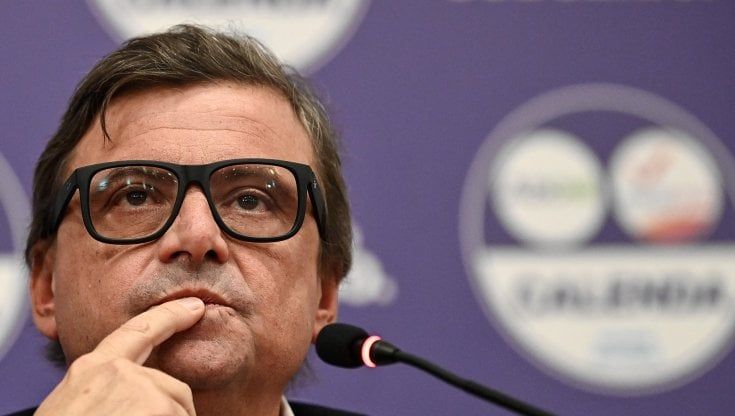 Calenda: "Cari amici dem il campo largo non esiste. Scegliete tra il riformismo e il populismo dei 5S"