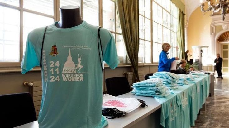 “We run for women”, dieci chilometri di corsa per fermare i femminicidi