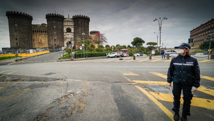 Campania, incubo zona rossa: "Temiamo la terza ondata". De Luca: "La situazione non è buona"