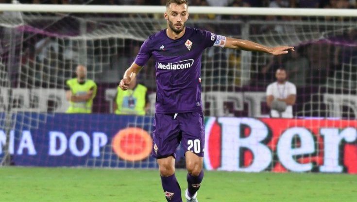 Fiorentina, ceduto Pezzella in arrivo Nastasic