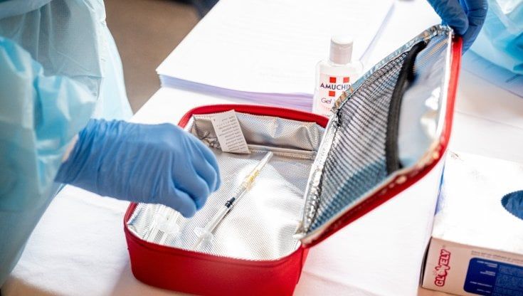 Coronavirus a Milano, la testimonianza: "Io, over 60 e la mia odissea per il vaccino anti-Covid"