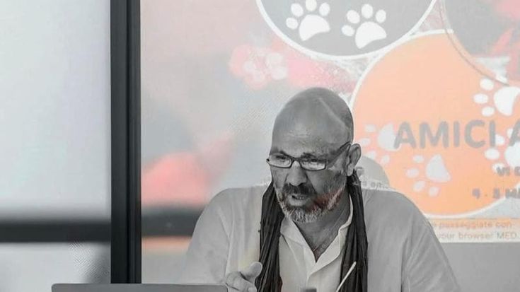Tre intimidazioni al responsabile regionale contro il randagismo: "Non mi fermeranno"