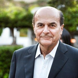 Pier Luigi Bersani: "Renzi va verso il burrone, se perde il referendum non deve dimettersi, farà lui un altro governo"