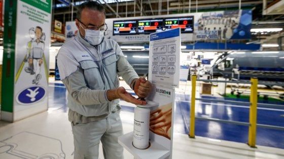 Fca, riparte la fabbrica del Ducato. Gorlier: "Non è come accendere interruttore, riavvio graduale"