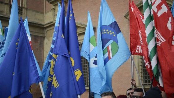 Sciopero nazionale dei trasporti: quattro ore per bus e treni e altri mezzi pubblici