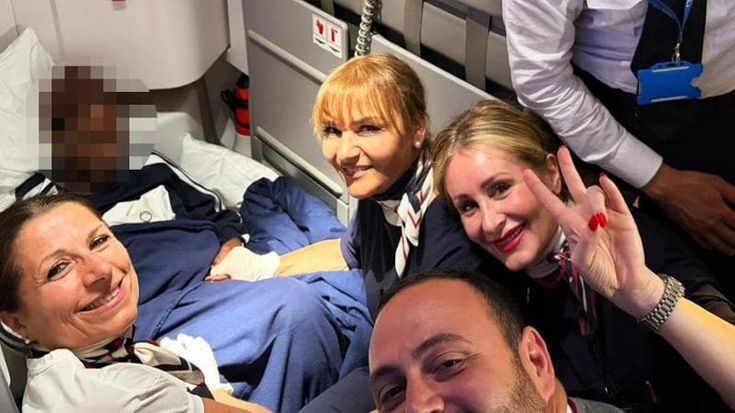 Ita, bambino nasce in volo sul Dakar-Roma: mamma e piccolo stanno bene
