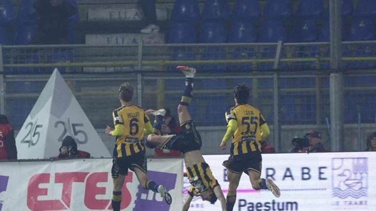 Serie B: Juve Stabia, pari (1-1) a Cremona, passo verso lo salvezza per la Salernitana