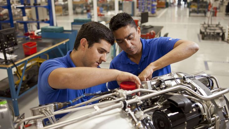 Istat, lavoro da record ma non tra i giovani