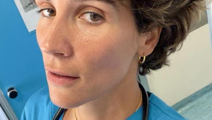 Solange Fugger: “Amo follemente lavorare in Pronto soccorso, lo racconto dando consigli sui social”