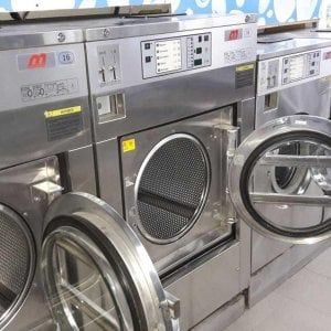 Roma, Magliana, chiusa una lavanderia industriale abusiva