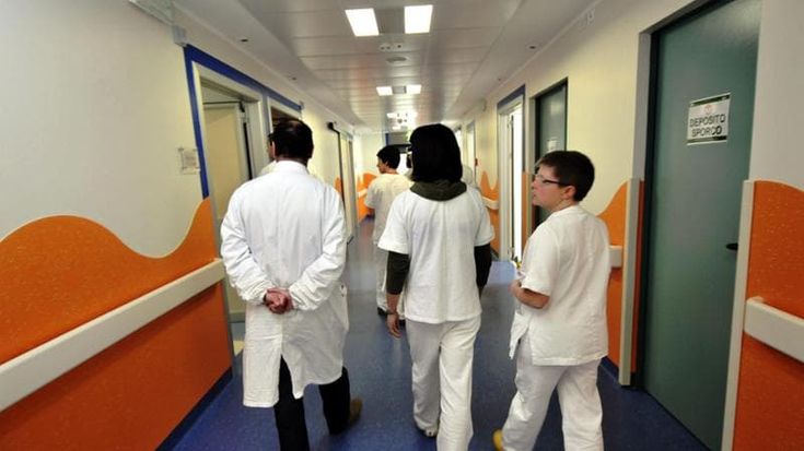 Infermieri dall’Uzbekistan alla Lombardia per sopperire alla carenza di personale negli ospedali