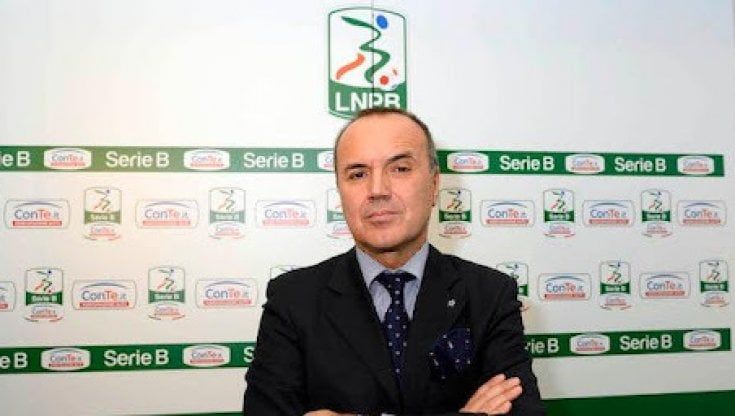 Serie B, rinviati a causa Covid i turni del 26 e 29 dicembre