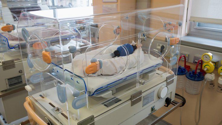 Allarme terapie intensive pediatriche in Italia, sei regioni a zero posti letto