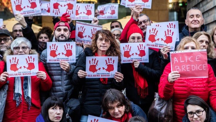 La giornata per la lotta alla violenza sulle donne: le manifestazioni in Sicilia