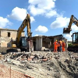 Abusivismo, l'emergenza coronavirus ferma le ruspe  