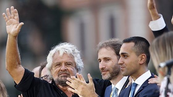 Grillo contro Quirinale, "Troppi poteri". Ma il Movimento lo scarica: "Non ha ruoli: fiducia in Mattarella"
