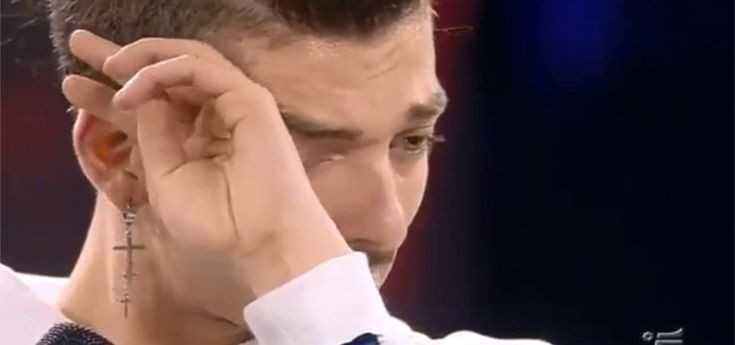Amici 17, la lezione di Daniele ai giudici: "Non insultate chi prova a fare arte, gli insulti non fanno crescere nessuno"