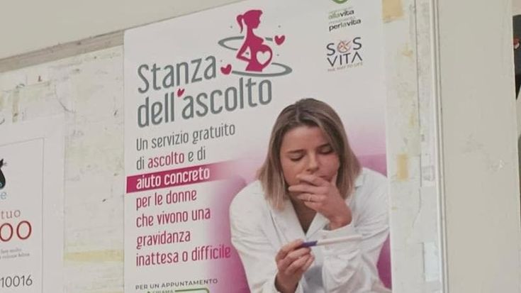 Torino, la Stanza dell’Ascolto dei Pro Vita chiude: disposta la fine della convenzione al Sant’Anna