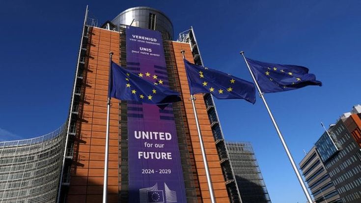 Piano di crisi Ue sull’energia, aiuti pubblici per le bollette: “Anche gli Ets da rivedere”