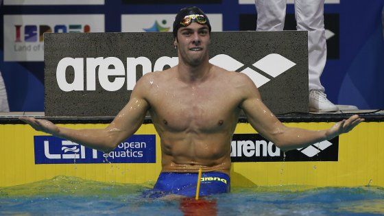 Nuoto, Europei vasca corta: Paltrinieri oro e record del mondo nei 1500 stile libero. Trionfa anche la 4X50 donne