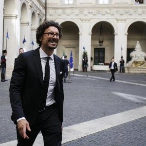 Ministero Infrastrutture e Trasporti, cambio della guardia Delrio-Toninelli