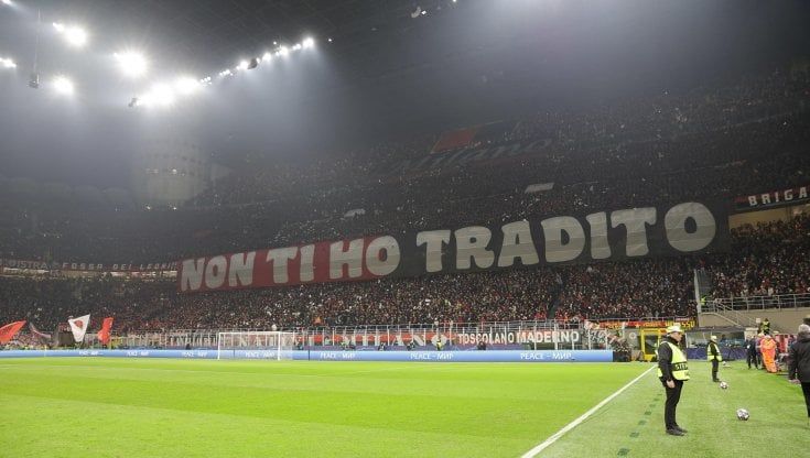 Champions, uno spettacolo a caro prezzo. Contestazione a Parigi, a San Siro biglietto medio da 122 euro  
