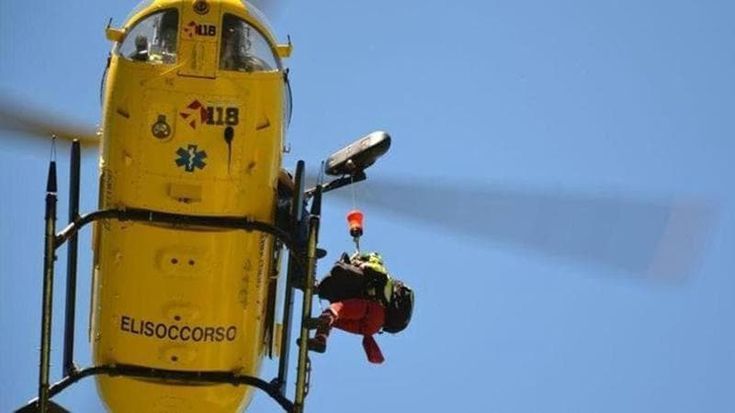 Dramma a Grizzana, 15enne cade in bici e muore