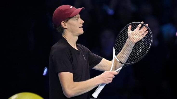Sinne batte De Minaur 7-5, 6-2 e vola in finale alle Finals di Torino