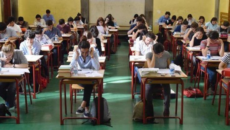 Guida agli esami di maturità e di terza media: sono 100mila gli studenti impegnati nel Lazio