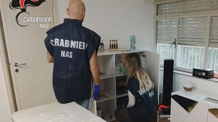 Catania, era il re del botox abusivo: studente di medicina denunciato