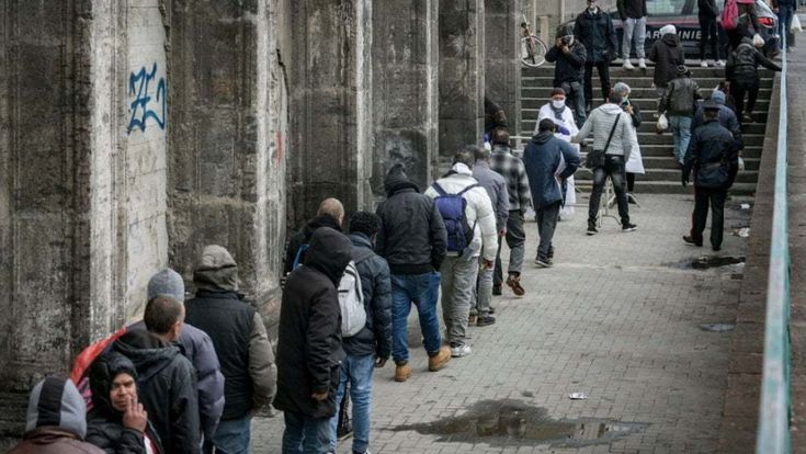 Poveri, soli, arrabbiati: "Quattro mesi per salvare il paese dal baratro"