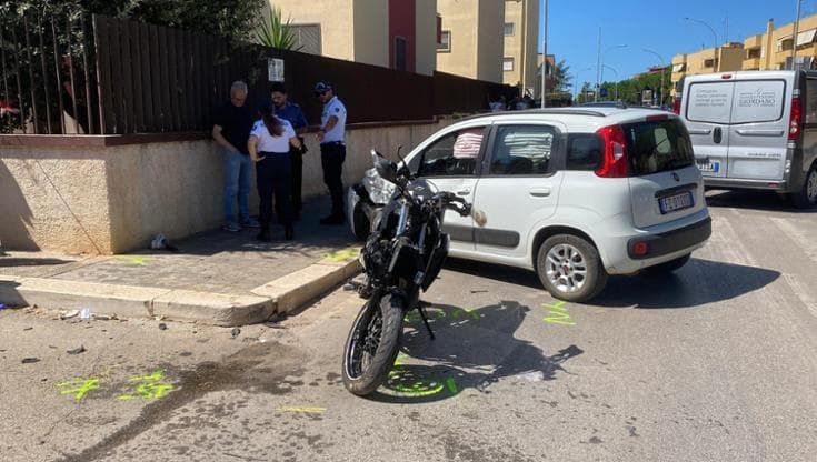 Auto contro moto a Conversano, indagati gli autisti dei due mezzi. La vittima aveva 16 anni
