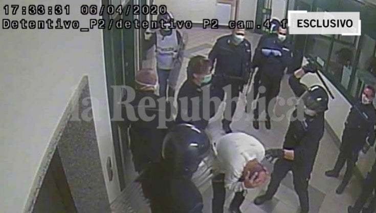 Santa Maria Capua Vetere, minaccia i detenuti: sospeso ispettore della polizia penitenziaria