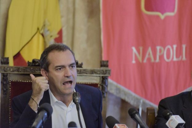 Conferenza post assoluzione, tutti i volti di de Magistris