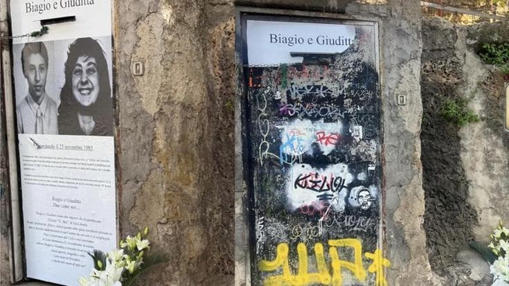 Palermo, a meno di 24 ore dall’installazione vandalizzato manifesto in memoria di Biagio e Giuditta