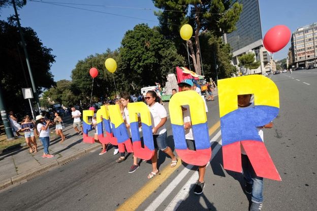 Comunità Ecuadoriana, il centro si accende con la Sfilata della Fratellanza