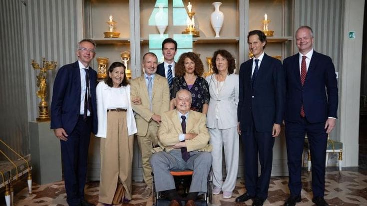Incontro tra Elkann e Manfredi su progetti e futuri investimenti.Il sindaco: “Napoli sa innovare”
