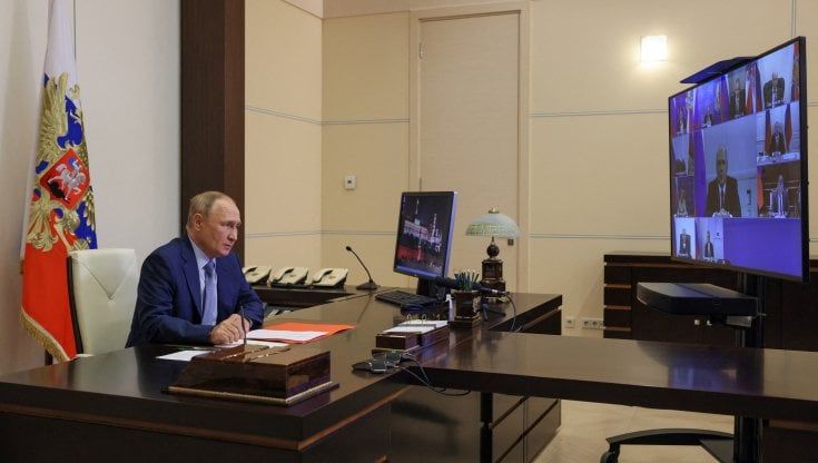 Putin alle manovre militari con la Cina: “Se minacciati risponderemo insieme"