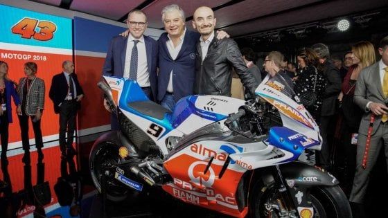 MotoGp, la nuova Pramac Ducati a casa Lamborghini. Petrucci: ''La stagione più importante'' 