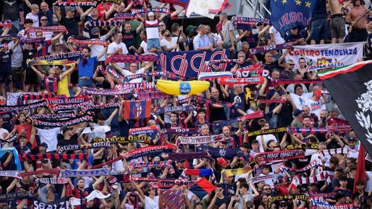 Supercoppa a Riyad, la curva del Bologna boicotta il torneo: “Non è questo il nostro calcio”