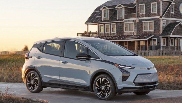 L'elettrica Chevrolet Bolt a rischio incendio, GM richiama tutta la produzione